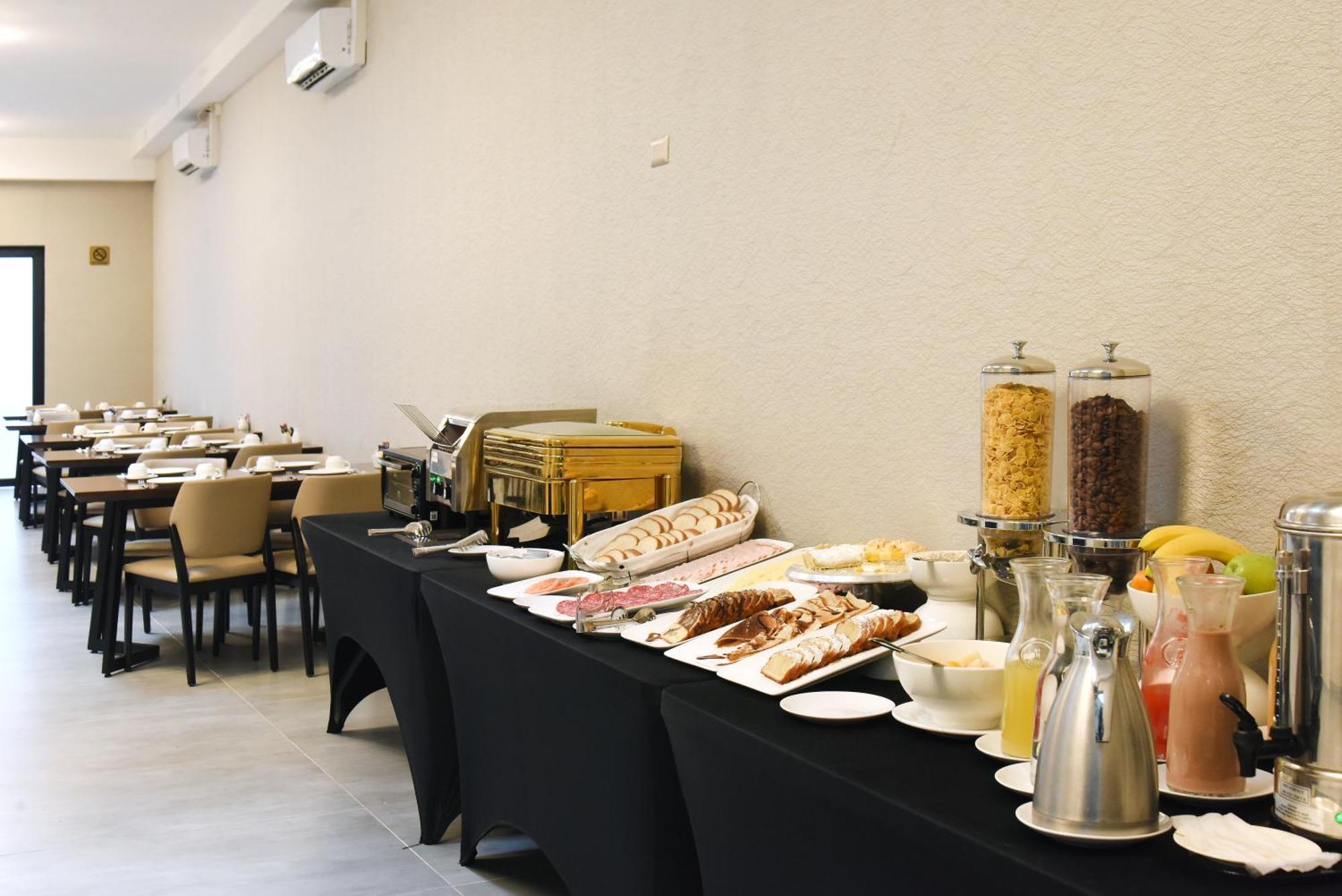 Hotel Hw Express Santiago Luaran gambar